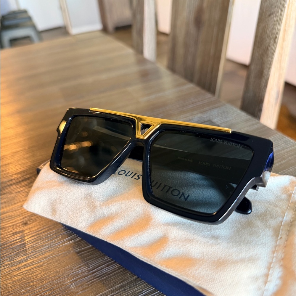 Louis Vuitton Black Evidence Sunglasses
